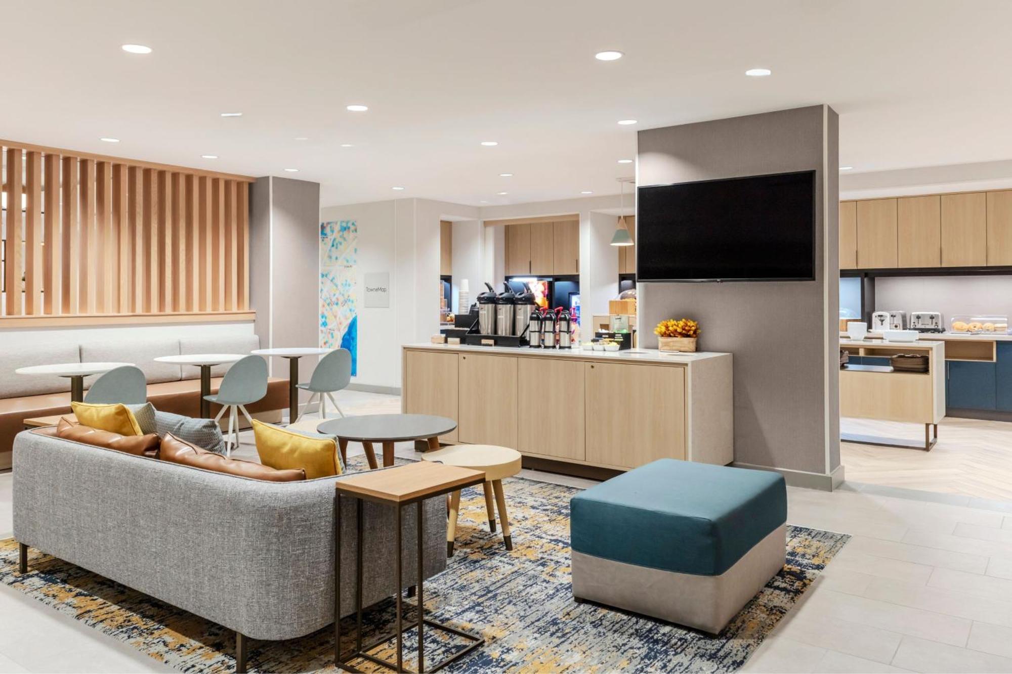 Towneplace Suites By Marriott Chesterfield Exterior photo